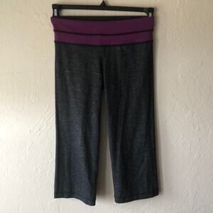 Lululemon Cropped Grey / purple waistband leggings Size 4